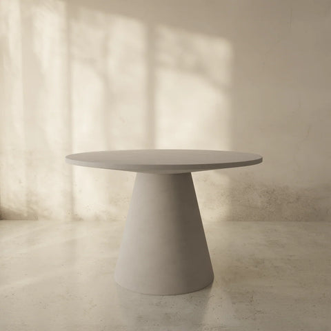 Dartmouth Dining Table